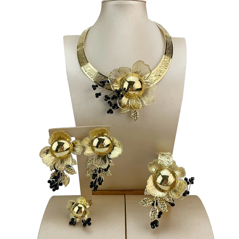 Becca Jewelry Set Coco & Dee