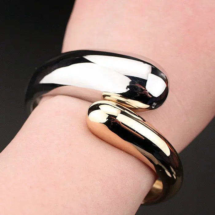Erika Gold Plated Bangle