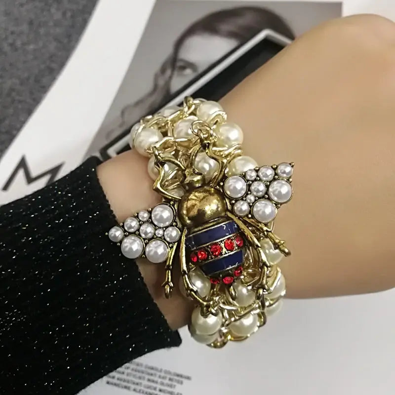 Pearl Bee Bracelet