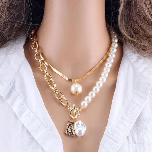 Barouqe Pearl Necklace Coco & Dee