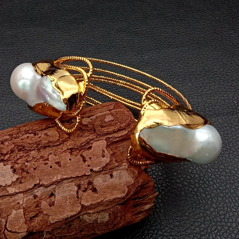 Keshi Pearl Bangle Coco & Dee