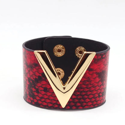V Leather Bracelet Coco & Dee