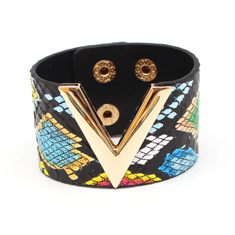 V Leather Bracelet Coco & Dee
