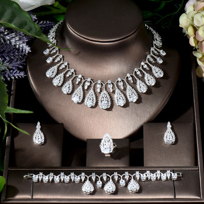 Amira Jewelry Set
