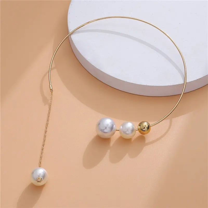 Open Pearl Necklace Coco & Dee