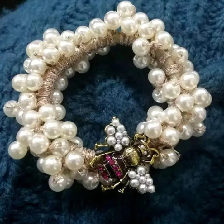 Pearl Bee Bracelet