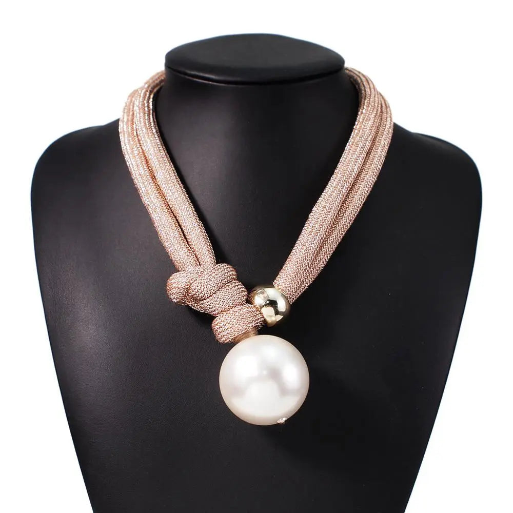 Pearl Rope Necklace Coco & Dee