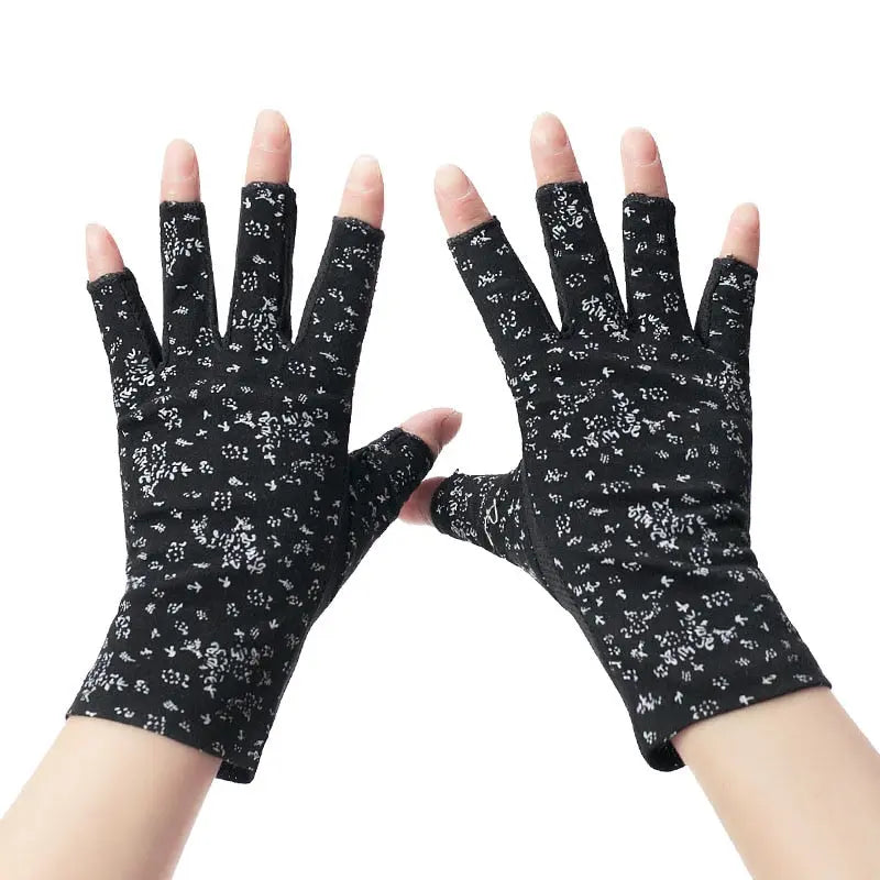 Polka Dot Summer Gloves Coco & Dee