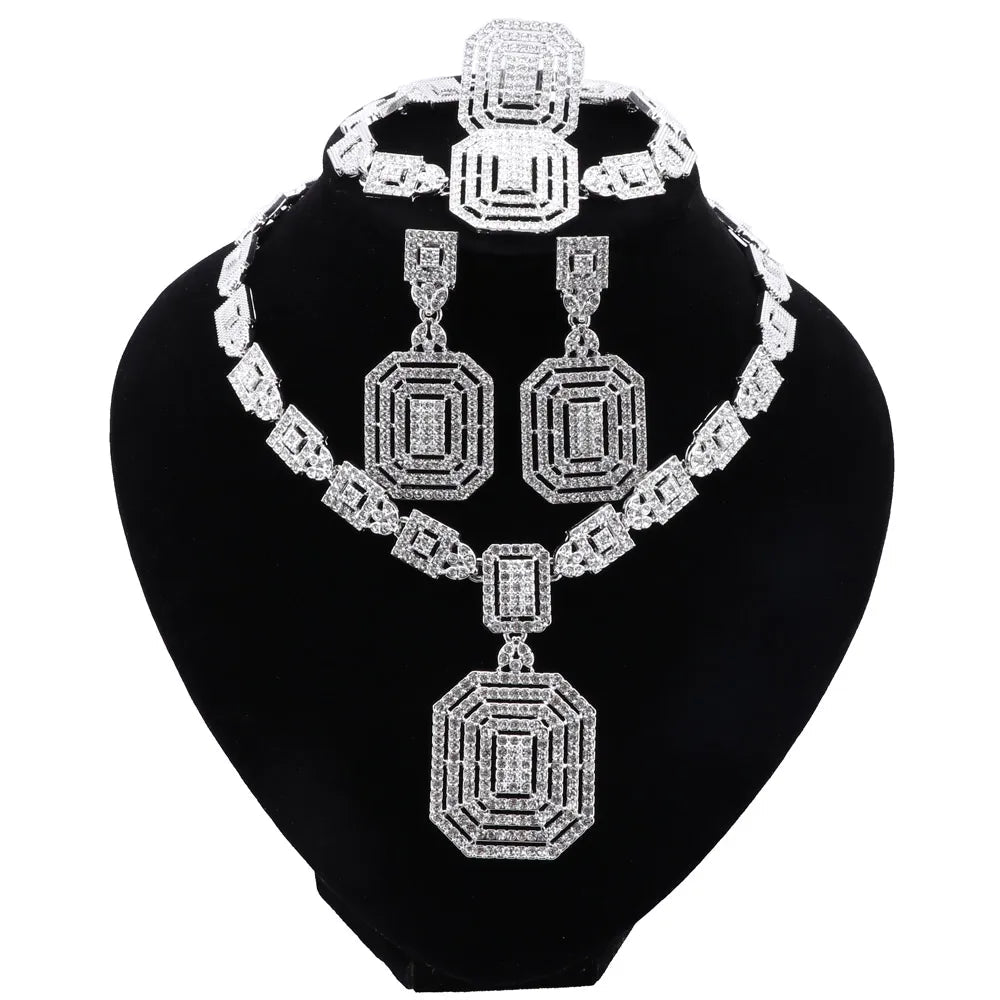 Cynthia Jewelry Set Coco & Dee