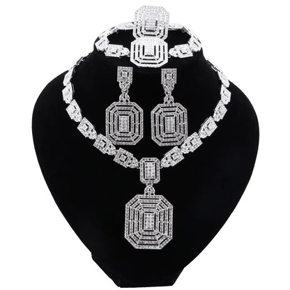 Cynthia Jewelry Set Coco & Dee