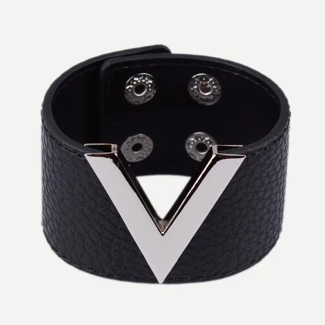 V Leather Bracelet Coco & Dee