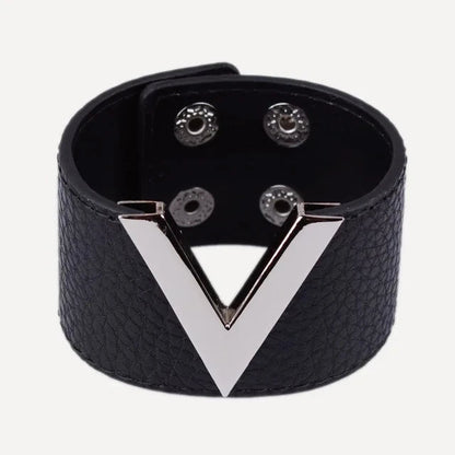 V Leather Bracelet Coco & Dee
