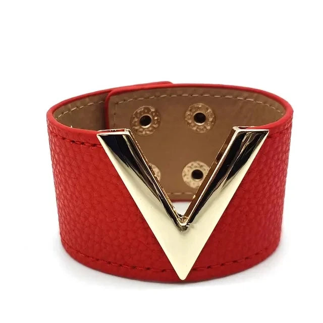 V Leather Bracelet Coco & Dee