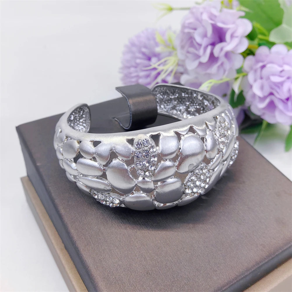 Victoria Luxe Jewellery Set