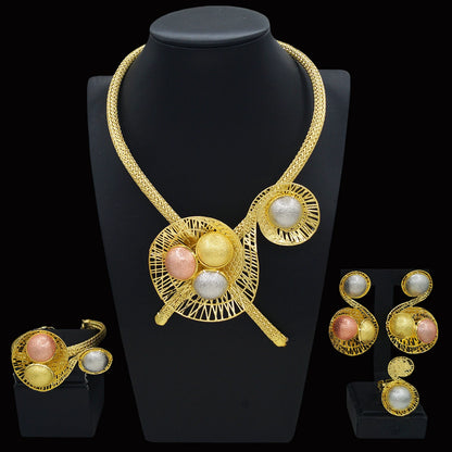 Vin Jewellery Set