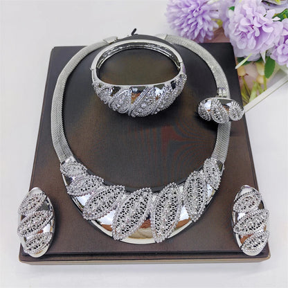 Noble Beauty Jewellery Set Coco & Dee