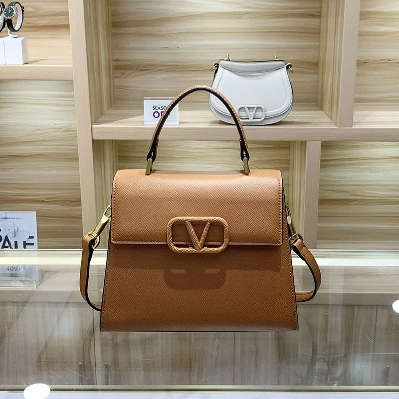 Cindy Leather Handbag Coco & Dee