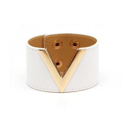 V Leather Bracelet Coco & Dee