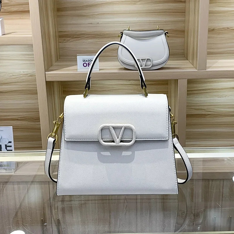 Cindy Leather Handbag Coco & Dee