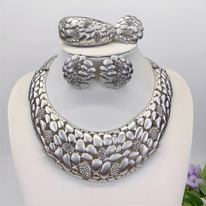 Victoria Luxe Jewellery Set