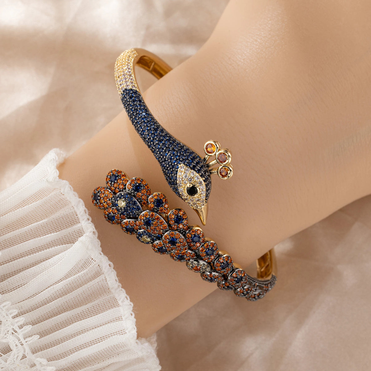 Golden Glamour Jewellery Set