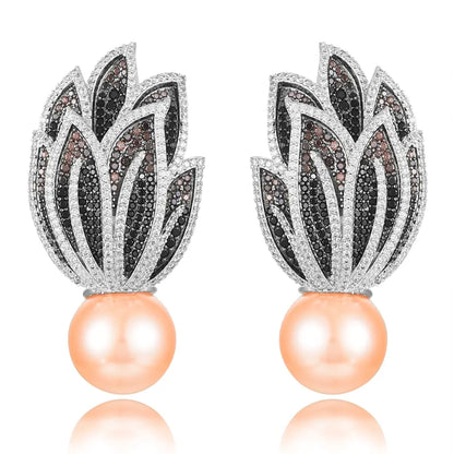 Torch Pearl Earrings Coco & Dee