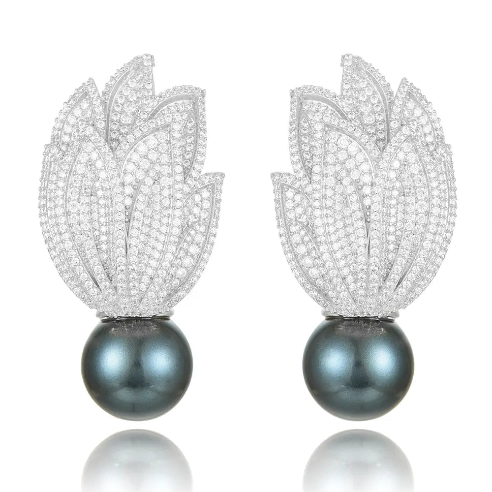 Torch Pearl Earrings Coco & Dee