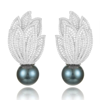 Torch Pearl Earrings Coco & Dee