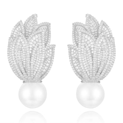 Torch Pearl Earrings Coco & Dee