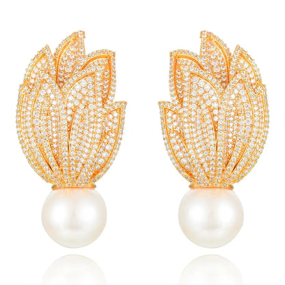 Torch Pearl Earrings Coco & Dee